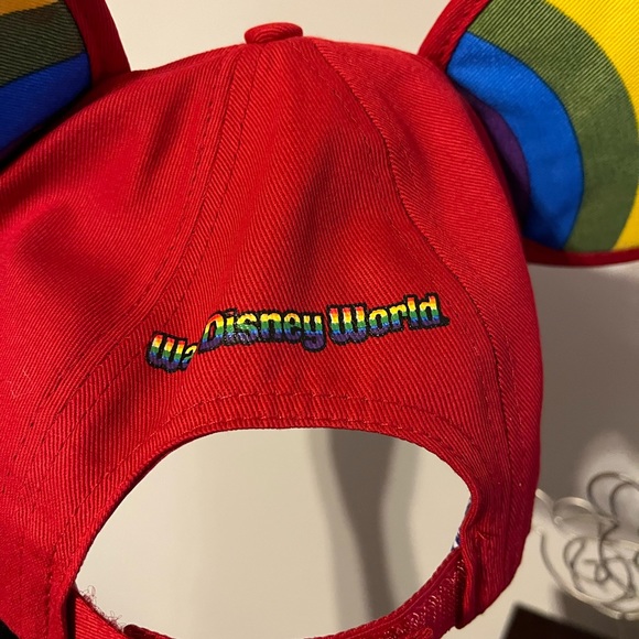 Rainbow Disney World baseball cap - Picture 5 of 6